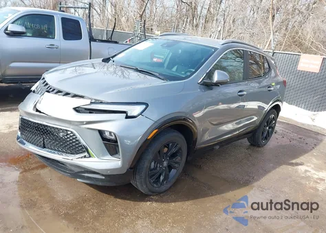 2025 Buick Encore Gx Sport Touring Awd z USA, uszkodzony, nr VIN KL4AMESL5SB045546